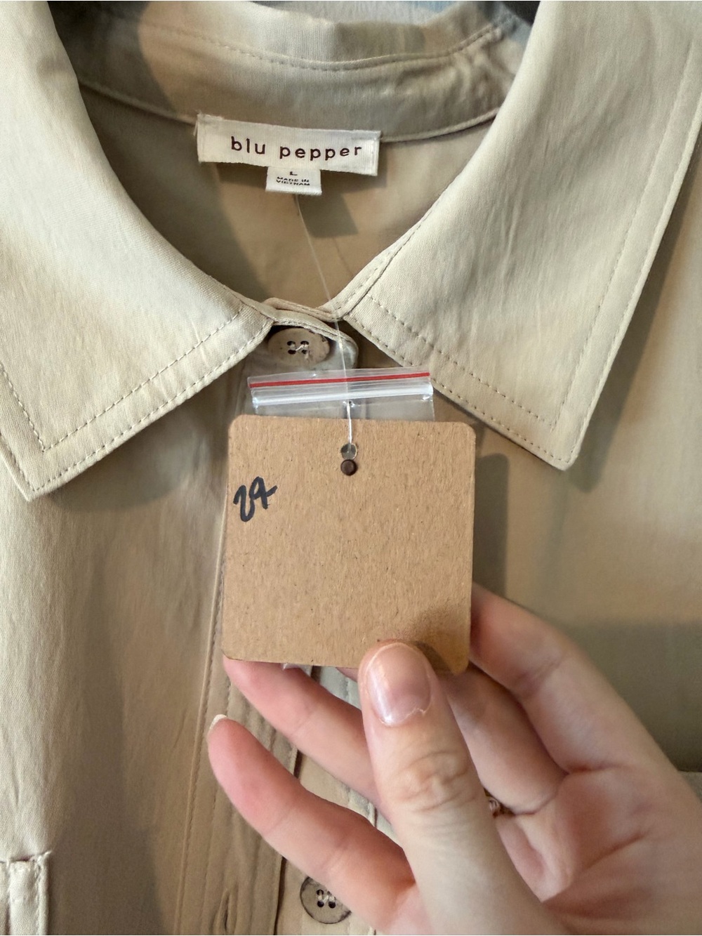 NWT Blu Pepper Khaki Button Down Blouse (L) - Picture 3 of 4